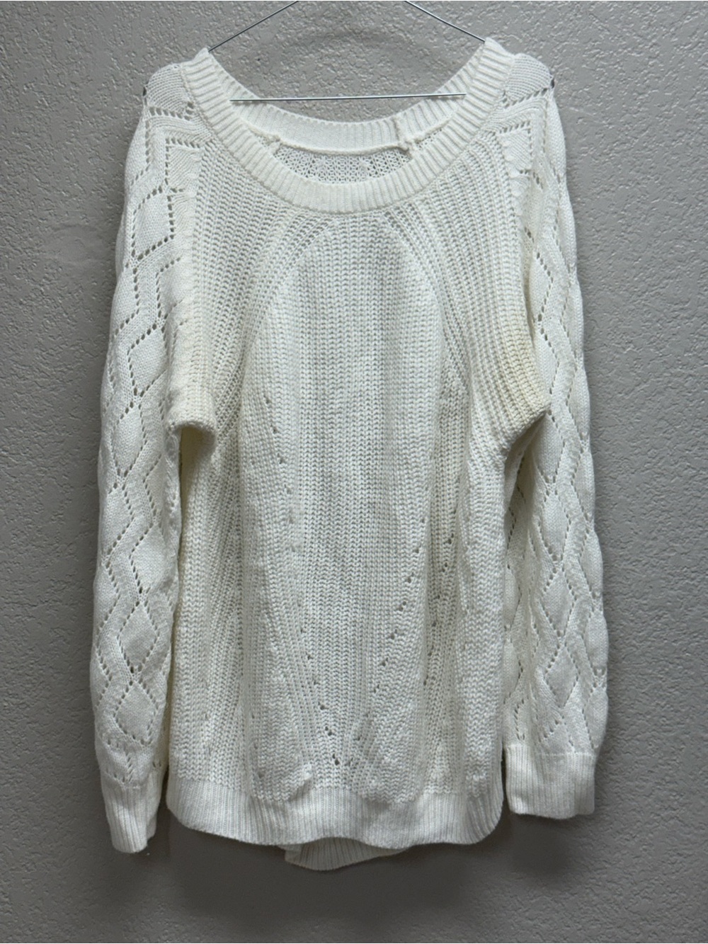 Women’s XL bulky sweater oversized. Pit 24 length 31.